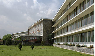 住宿舍，仿佛還在校園