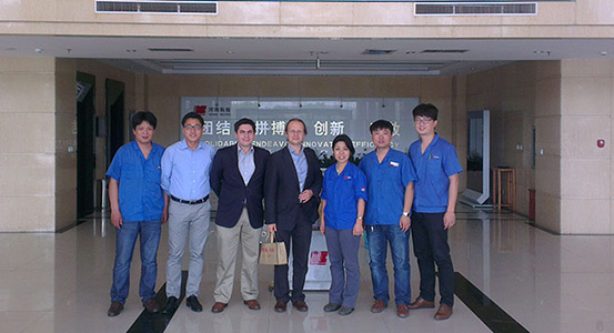 2013年5月阿奇力克來(lái)訪(fǎng)（國(guó)際采購(gòu)和中國(guó)區(qū)采購(gòu)經(jīng)理）